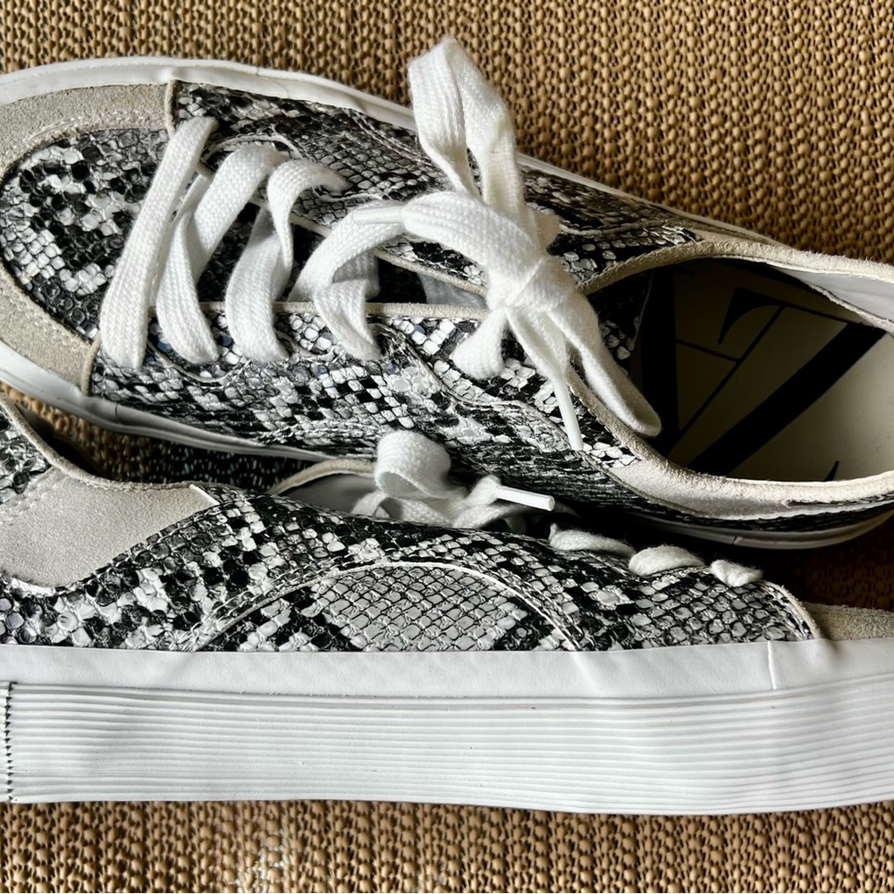 New Zara SnakePrint Trainers Sneakers Size 39